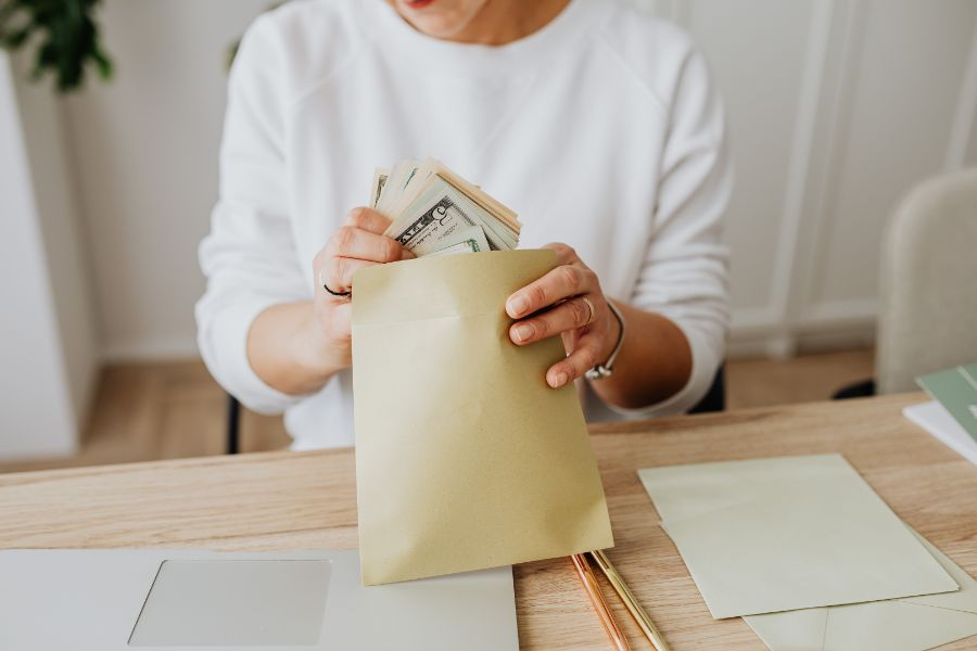 Punya Tabungan Lebih dari 1 Miliar? Jangan Biarkan Menganggur!